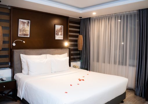 Premier Room