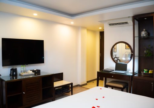 Premier Room
